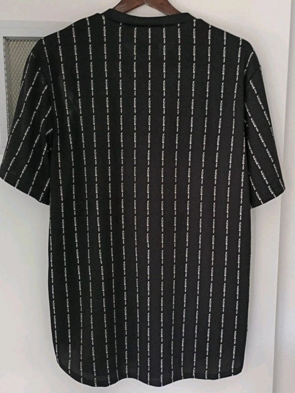 Huf Worldwide "F* it"Collection Black & White Stripe Baseball Jersey Large Rare - Picture 3 of 5